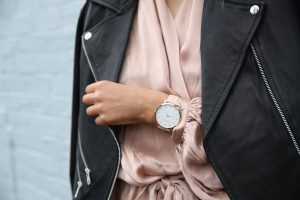 話題のブランド ザ ホースの腕時計を愛用中の芸能人とオススメは 芸能人の衣装通販ブログ