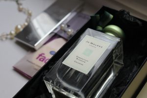 韓国のアイドルが愛用している香水は おすすめまとめ男性編 芸能人の衣装通販ブログ
